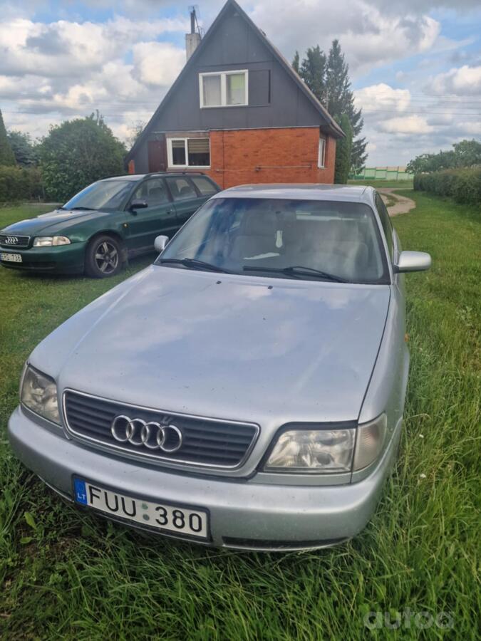 Audi A6 A4/C4 Sedan