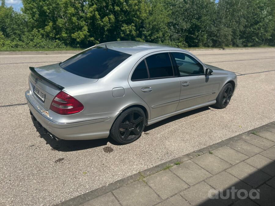 Mercedes-Benz E-Class W211 Sedan