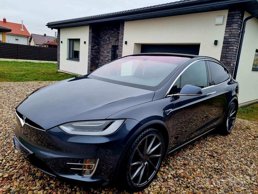 Tesla Model X 1 generation Crossover