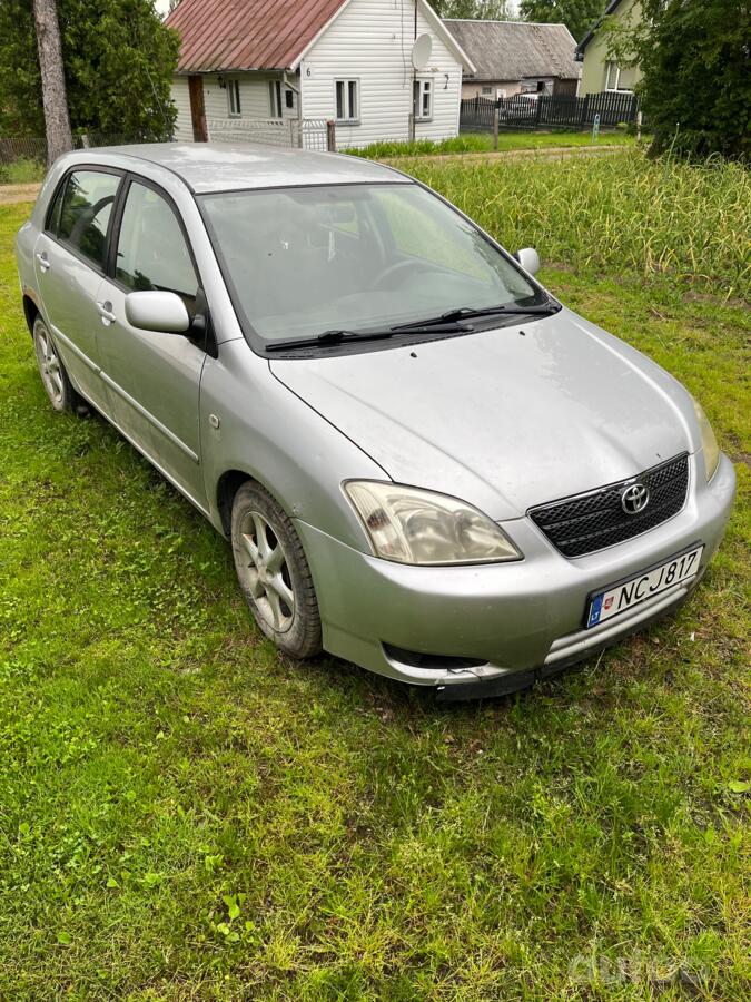 Toyota Corolla E120 Hatchback 5-doors