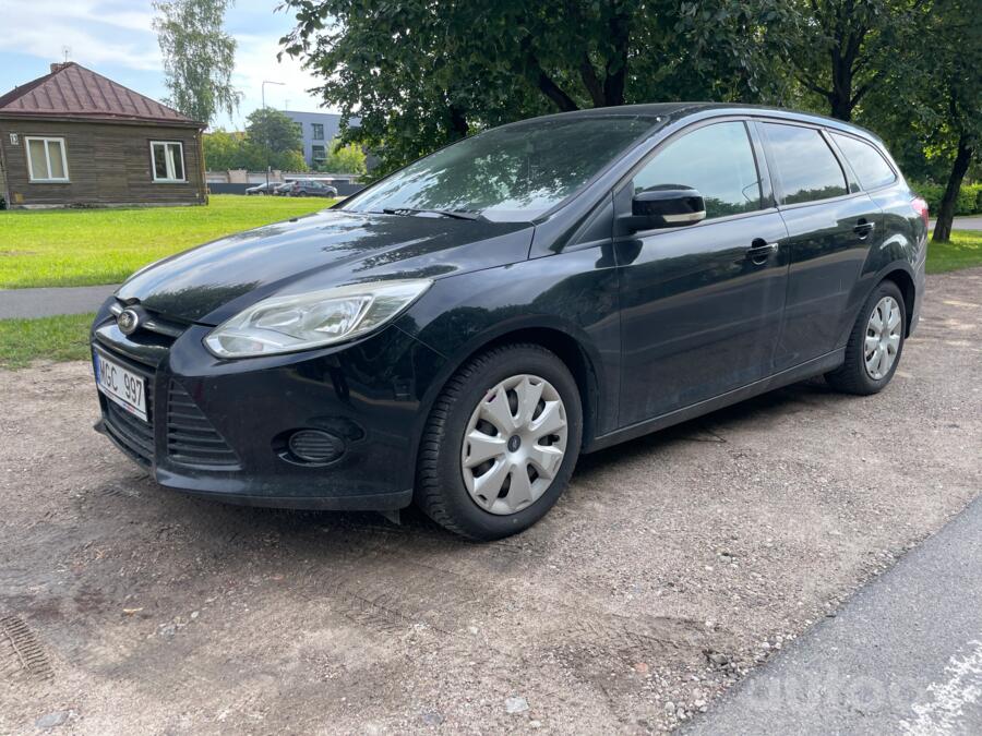 Ford Focus 3 generation wagon 5-doors