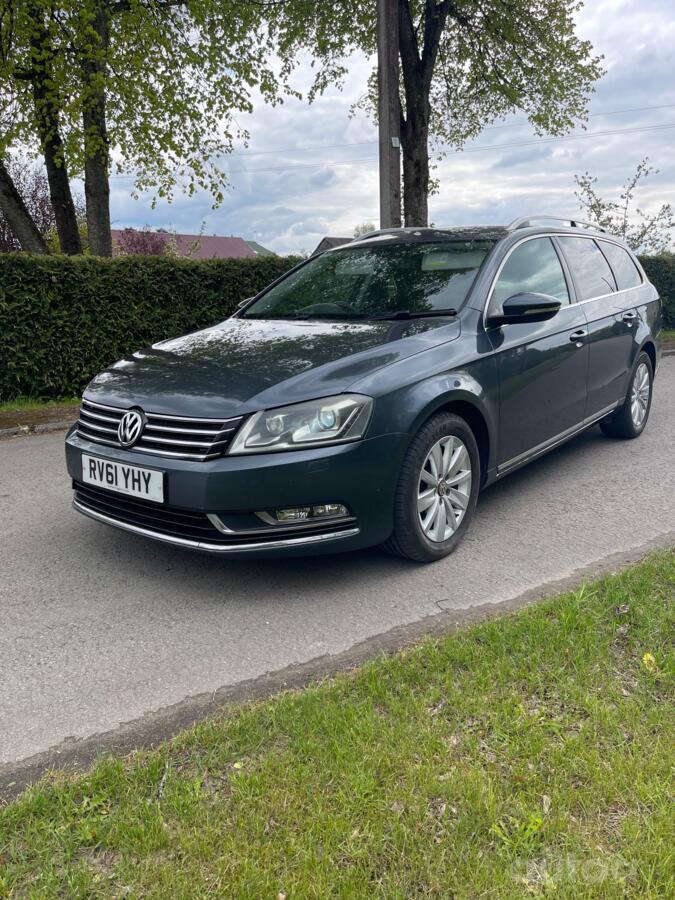Volkswagen Passat B7 Variant wagon 5-doors