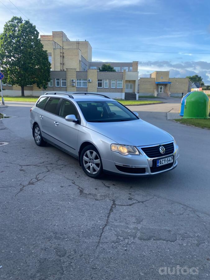Volkswagen Passat B6 wagon 5-doors