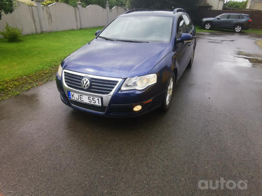 Volkswagen Passat B6 wagon 5-doors