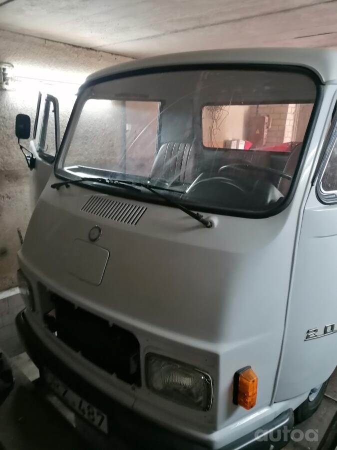 Mercedes-Benz 312