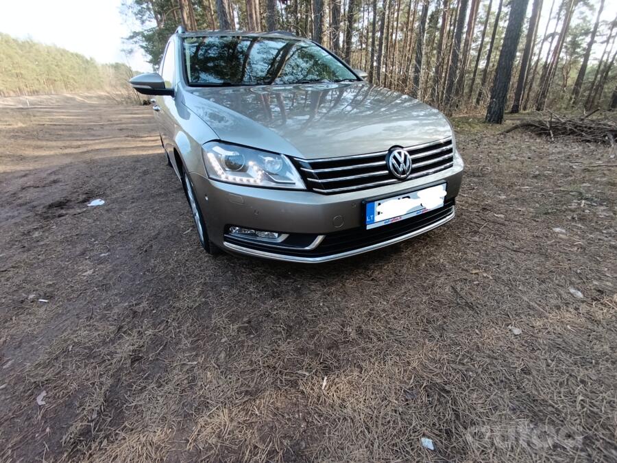 Volkswagen Passat B7 Variant wagon 5-doors