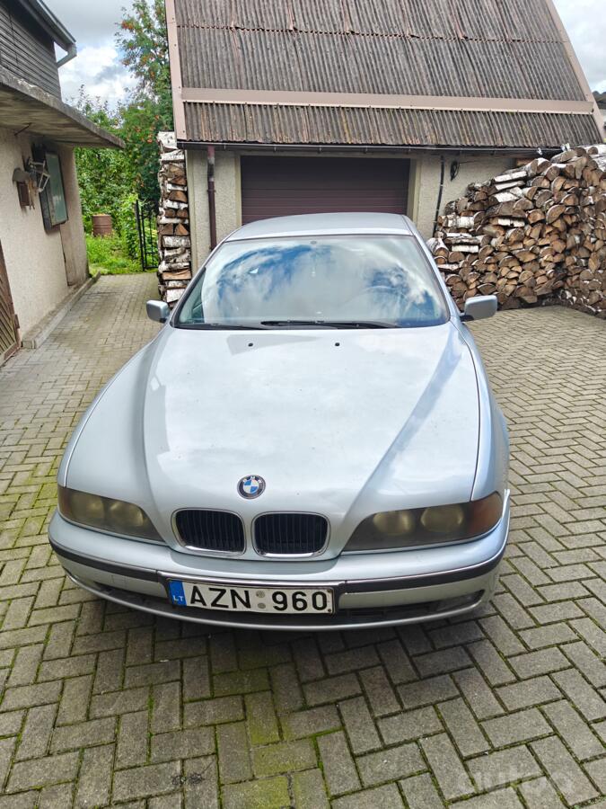 BMW 5 Series E39 Sedan 4-doors