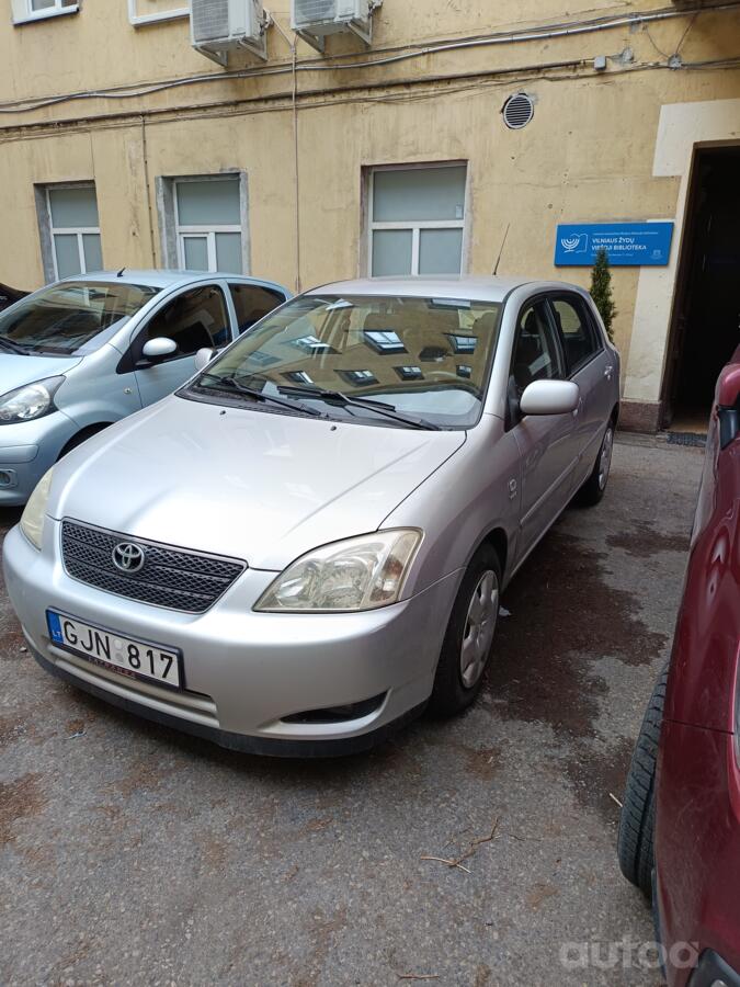 Toyota Corolla E120 Hatchback 5-doors