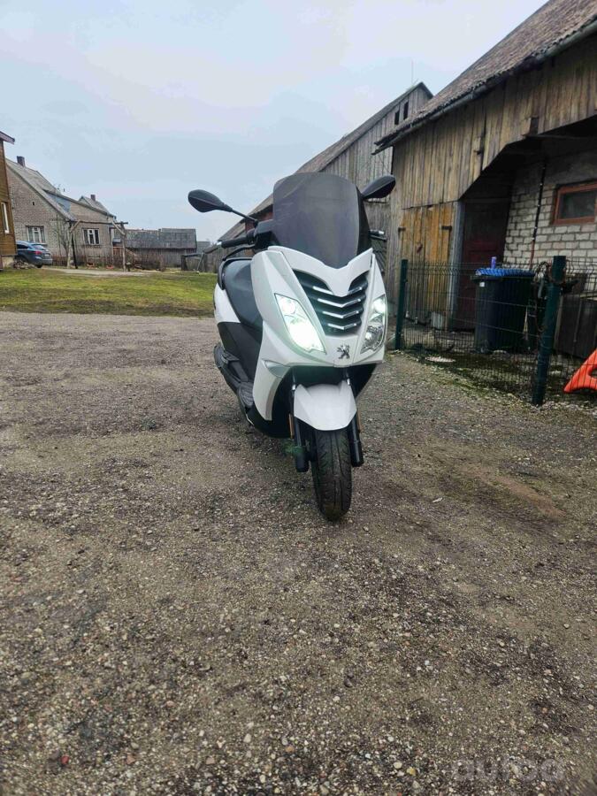 Peugeot XP6