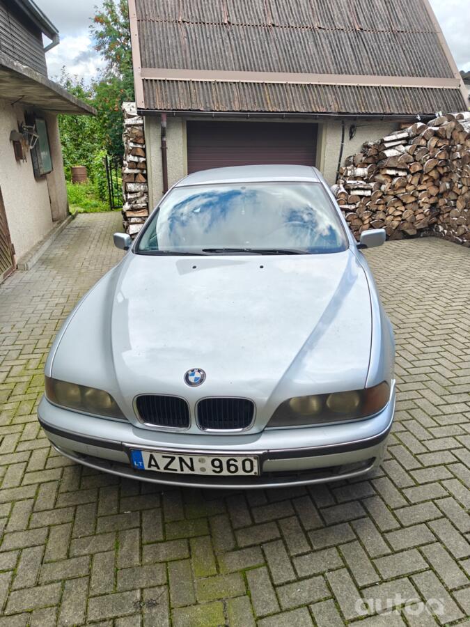 BMW 5 Series E39 Sedan 4-doors