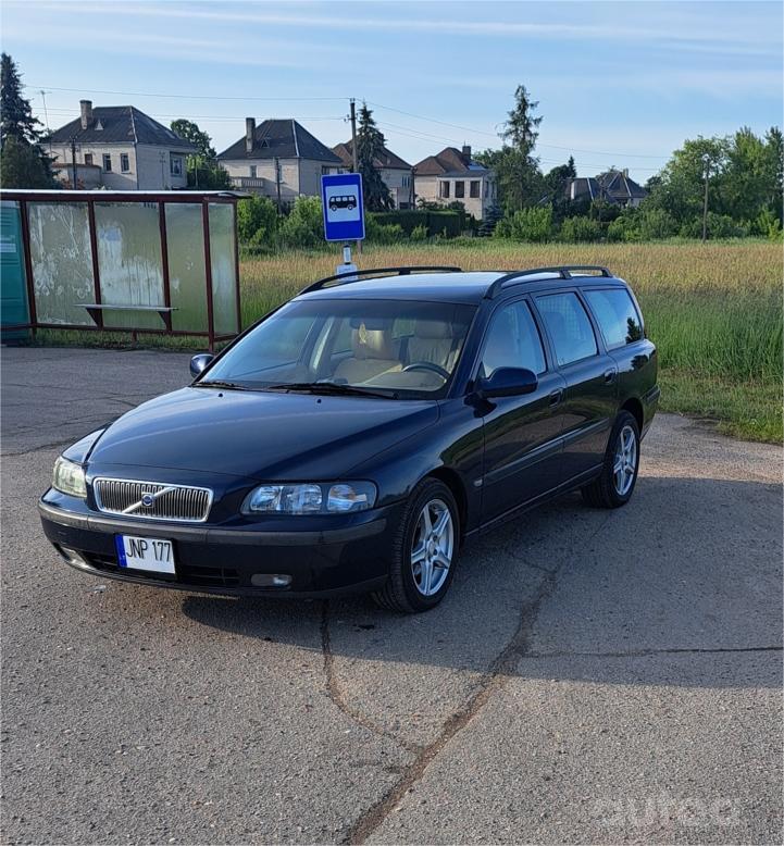 Volvo V70 2 generation R wagon 5-doors