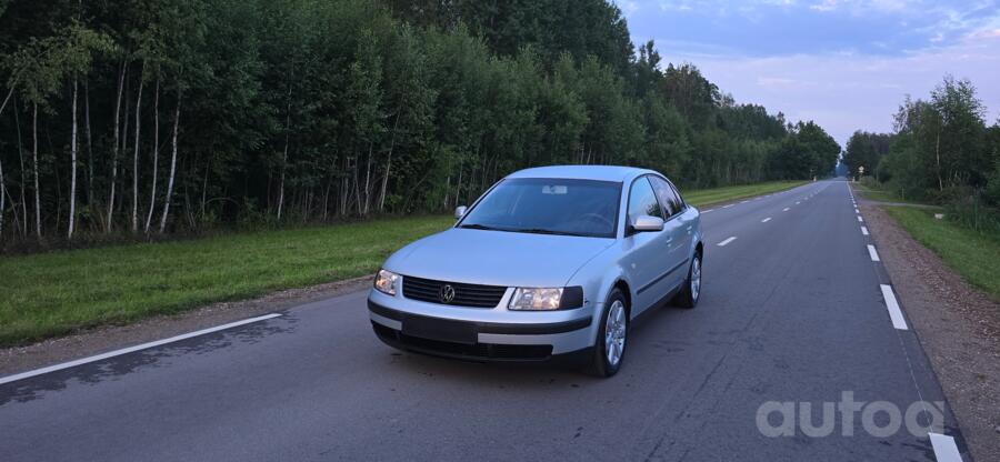 Volkswagen Passat B5 Sedan 4-doors