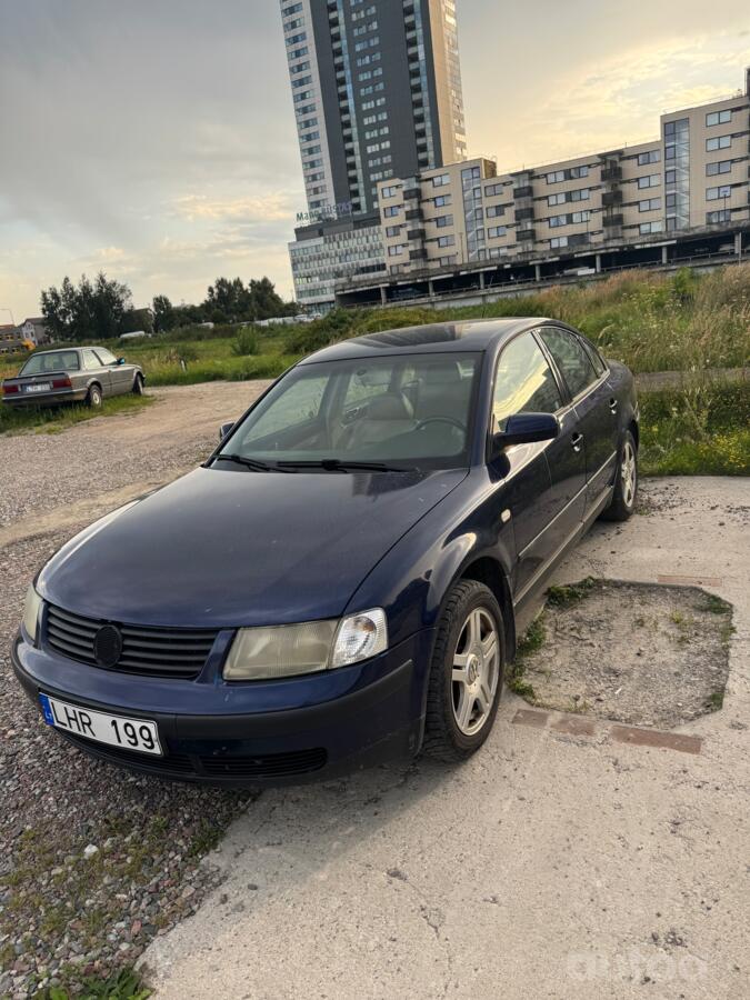 Volkswagen Passat B5 Sedan 4-doors