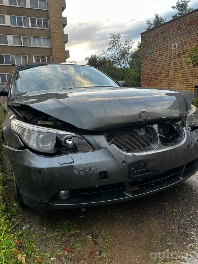 BMW 5 Series E60/E61 Sedan