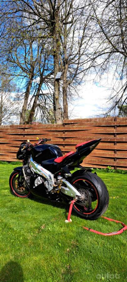 Aprilia RSV