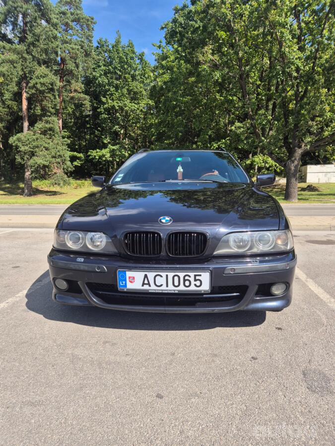 BMW 5 Series E39 Touring wagon