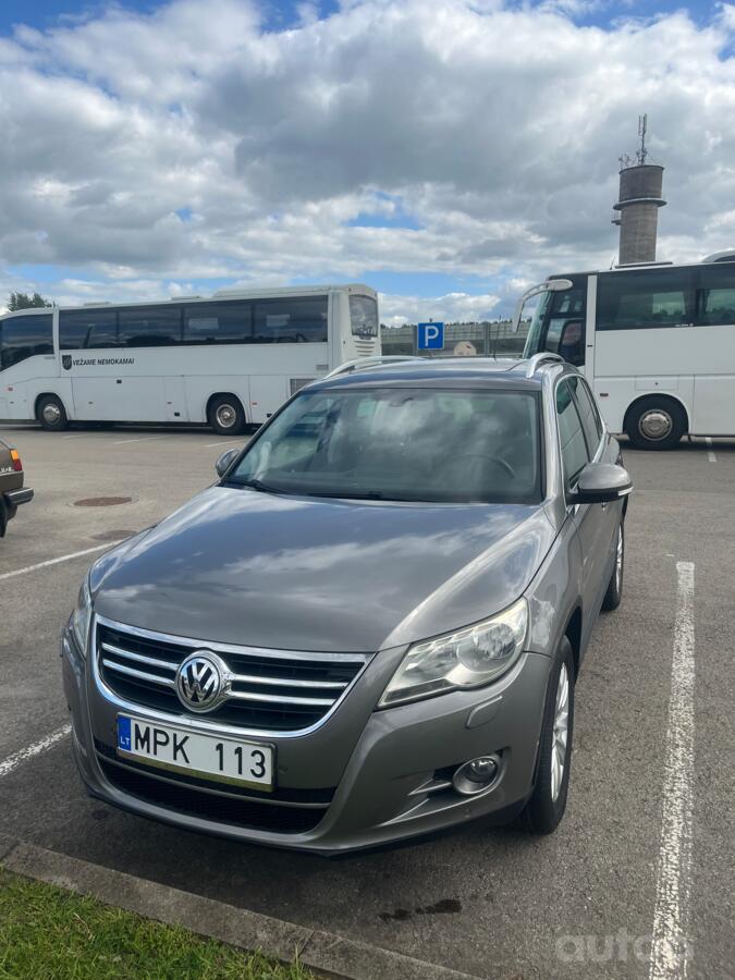 Volkswagen Tiguan 1 generation Crossover