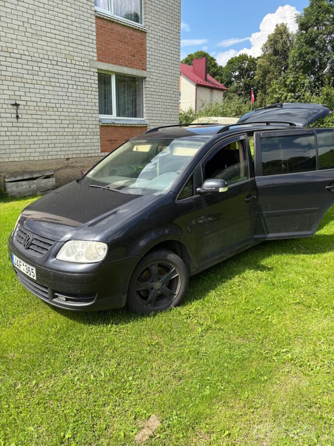 Volkswagen Touran 1 generation Minivan