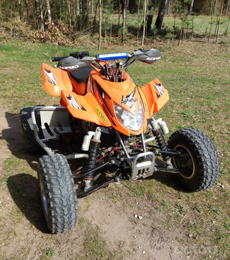 Arctic Cat DVX400