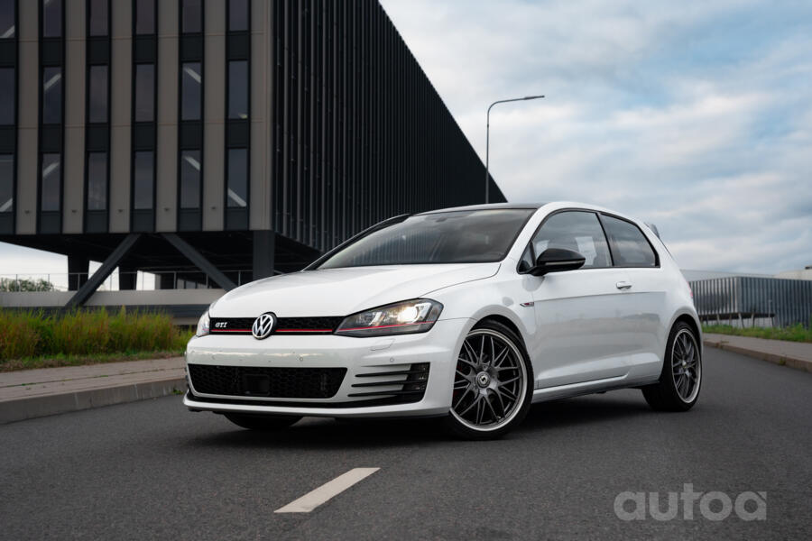 Volkswagen Golf GTI 7 generation