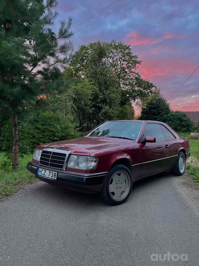 Mercedes-Benz W124
