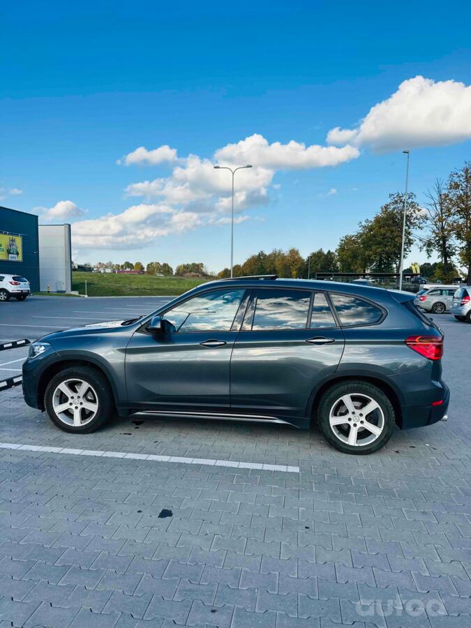 BMW X1