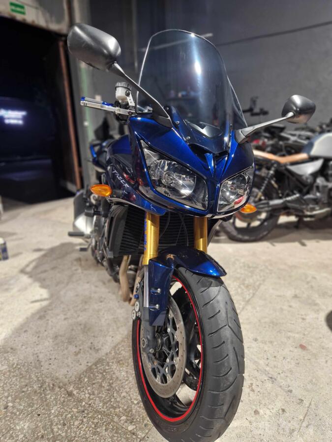 Yamaha FZ