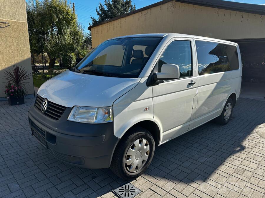 Volkswagen Transporter T5 Minivan 4-doors
