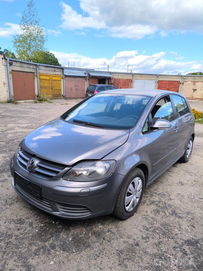 Volkswagen Golf Plus 1 generation