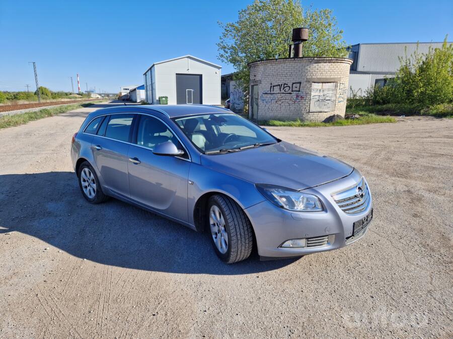 Opel Insignia A Sports Tourer wagon 5-doors