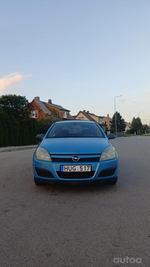 Opel Astra H Hatchback