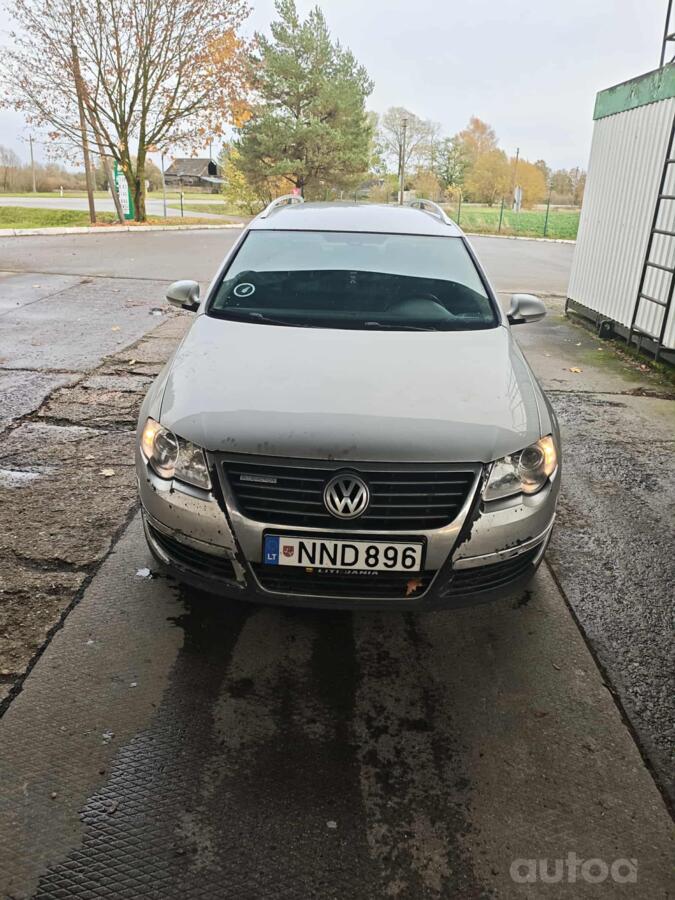 Volkswagen Passat B6 wagon 5-doors