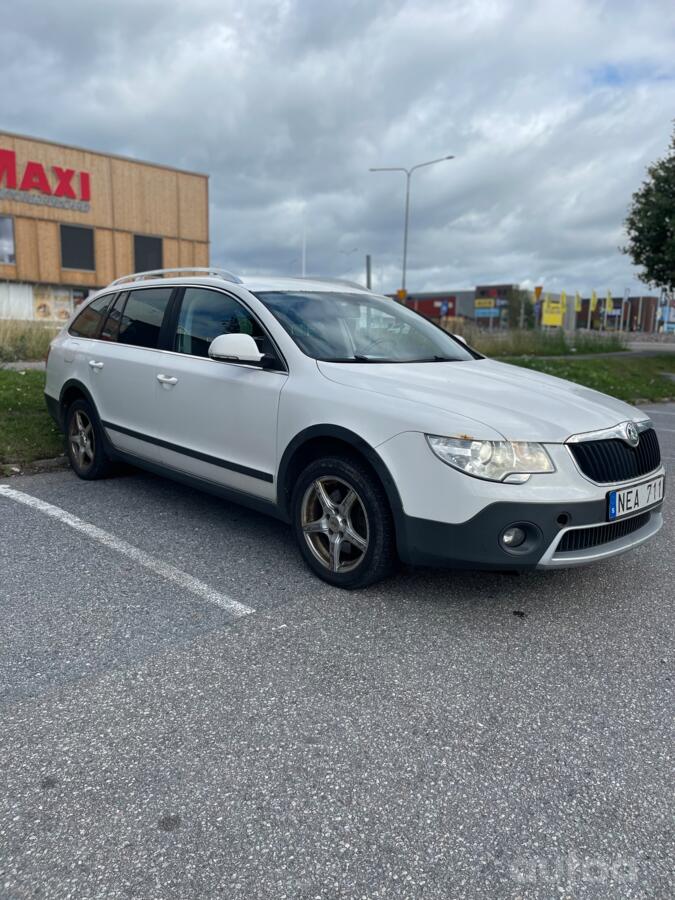 Skoda Superb 2 generation [restyling] Combi wagon