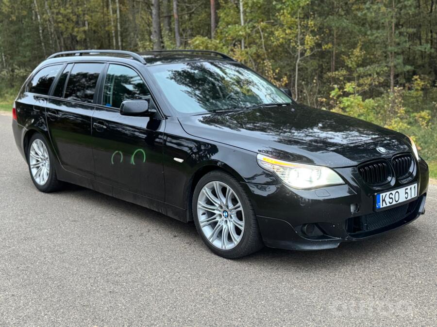 BMW 5 Series E60/E61 Touring wagon