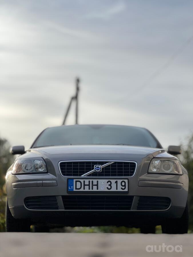 Volvo S40 2 generation Sedan