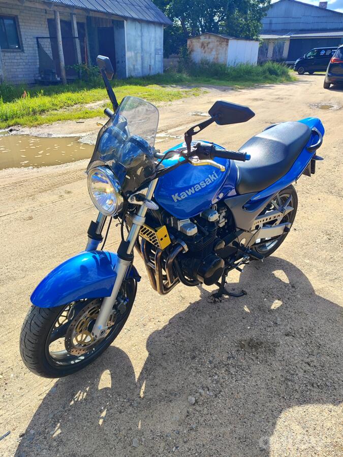 Kawasaki ZR