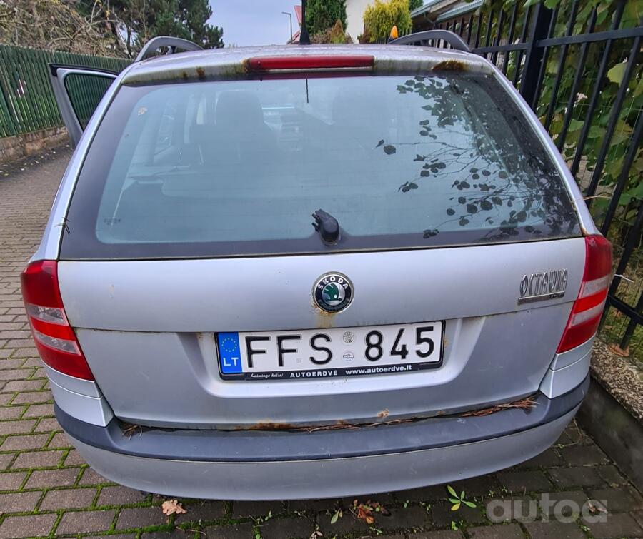 Skoda Octavia 2 generation Combi wagon 5-doors
