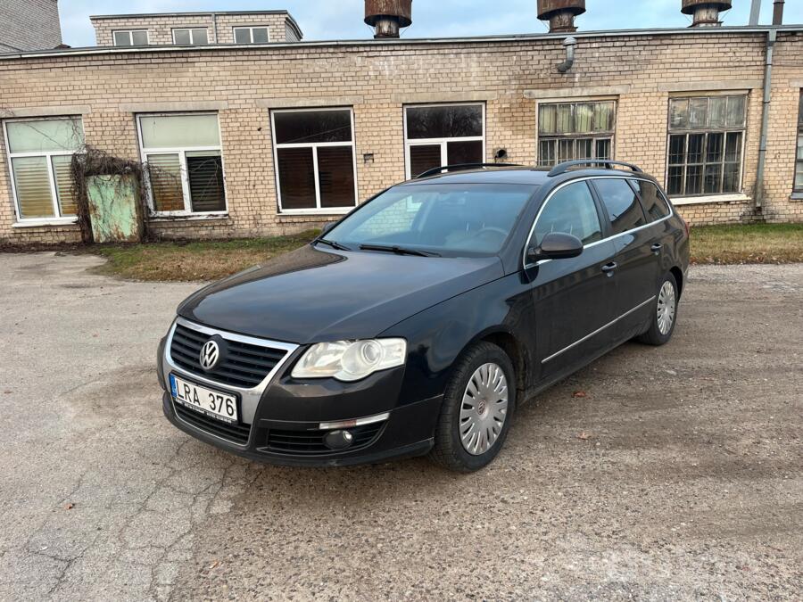 Volkswagen Passat B6 wagon 5-doors