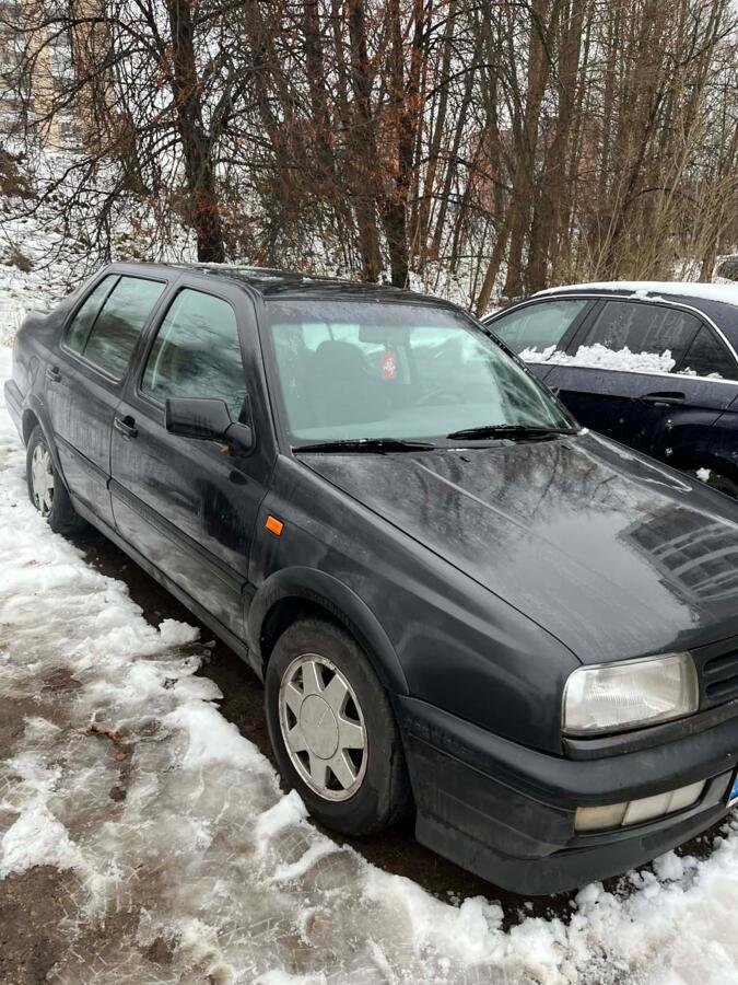 Volkswagen Vento 1 generation Sedan