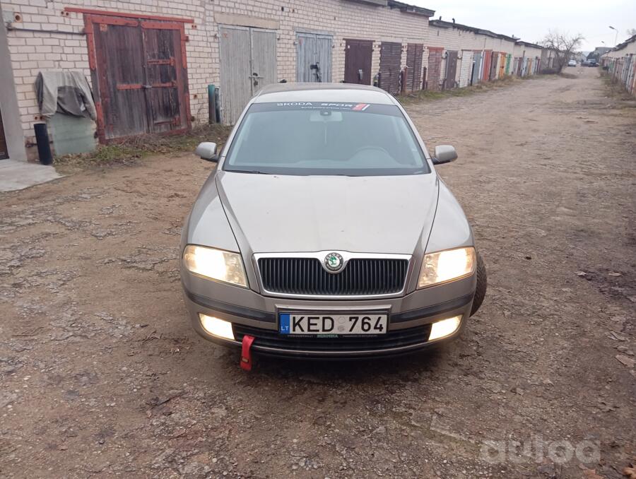 Skoda Octavia 2 generation Combi wagon 5-doors
