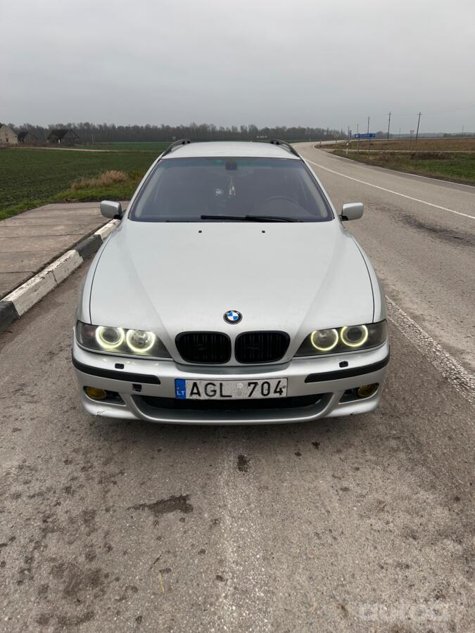 BMW 5 Series E39 Touring wagon