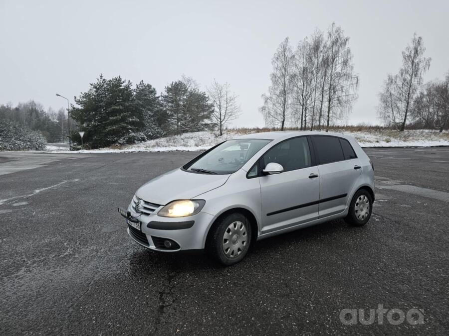 Volkswagen Golf Plus 1 generation