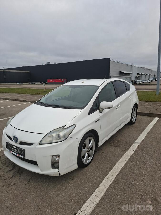 Toyota Prius 3 generation Hatchback 5-doors