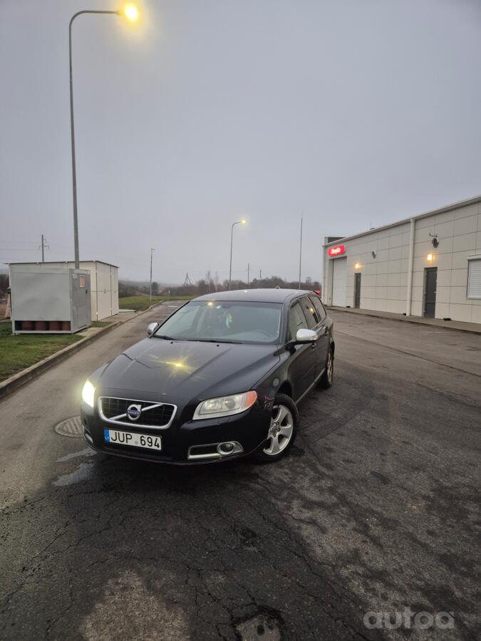 Volvo V70 3 generation wagon