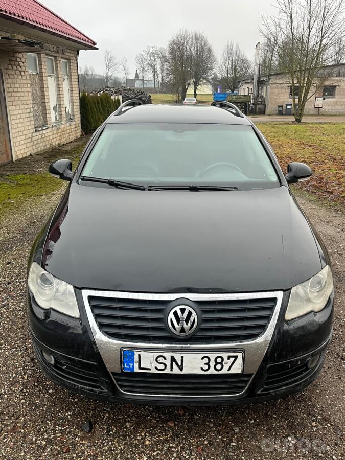 Volkswagen Passat B6 wagon 5-doors