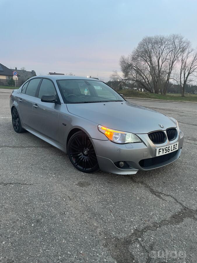 BMW 5 Series E60/E61 Sedan