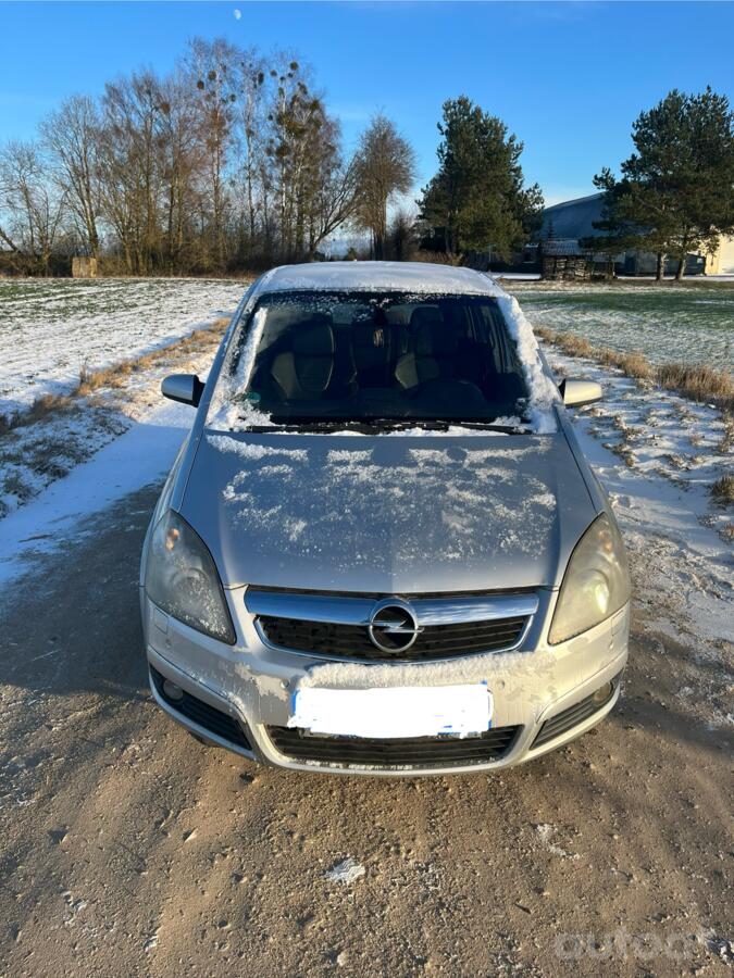 Opel Zafira B Minivan 5-doors