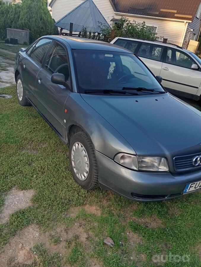Audi A4 B5 Sedan