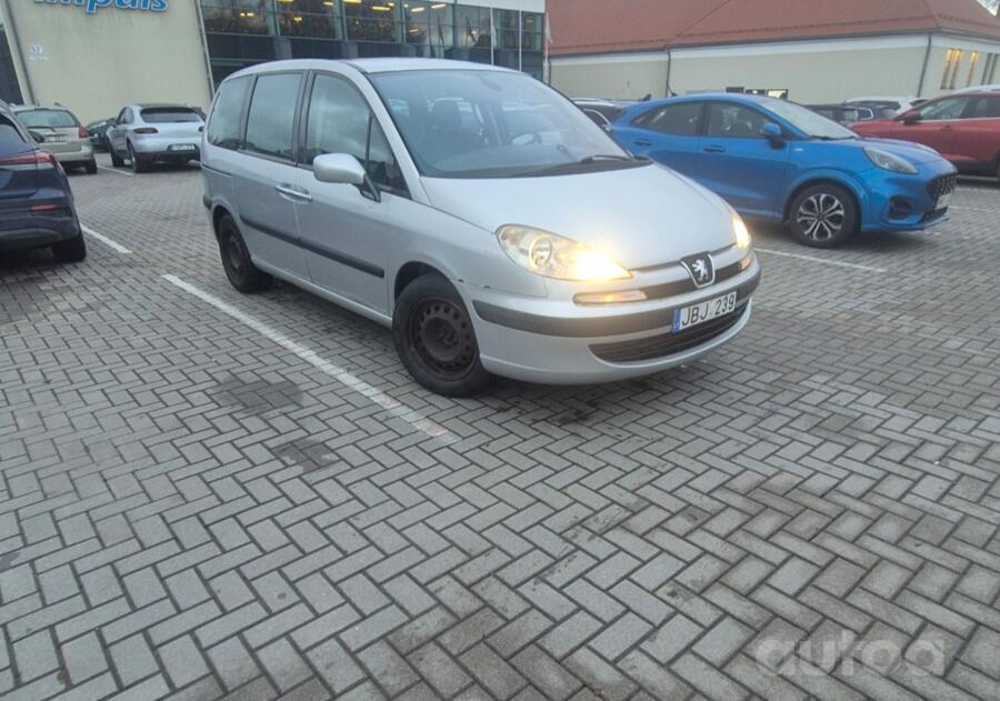 Peugeot 807 1 generation Minivan