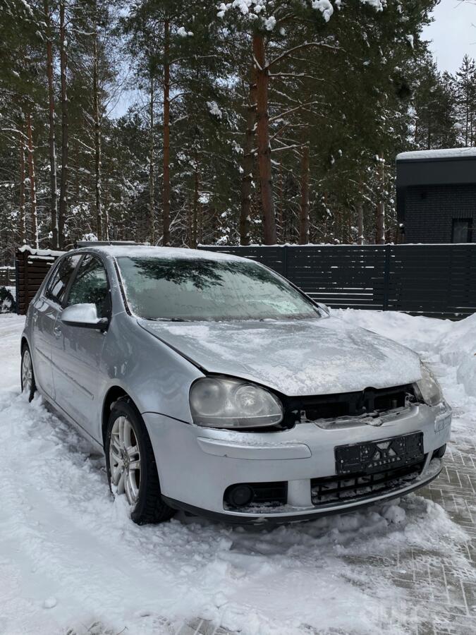 Volkswagen Golf 5 generation Hatchback 5-doors